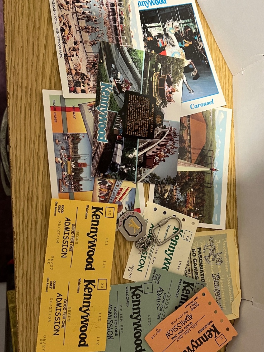 KENNYWOOD AMUSEMENT PARK MEMORABILIA SOUVENIR LOT KEYCHAIN POSTCARDS TICKETS